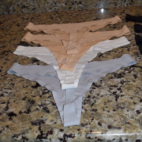Lot of (9) Brand New Voenxe Thongs Size L - Picture 7 of 10